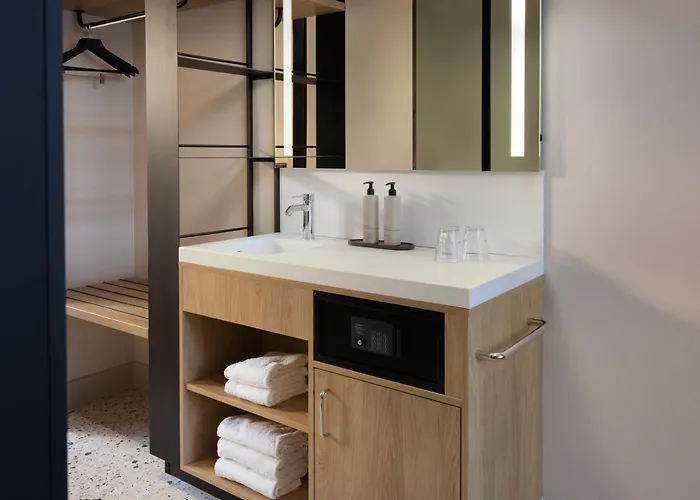 Motto By Hilton Blaak Ξενοδοχείο 4*