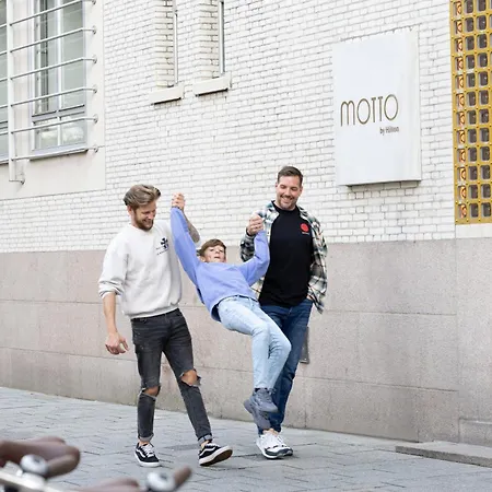Motto By Hilton Blaak Отель