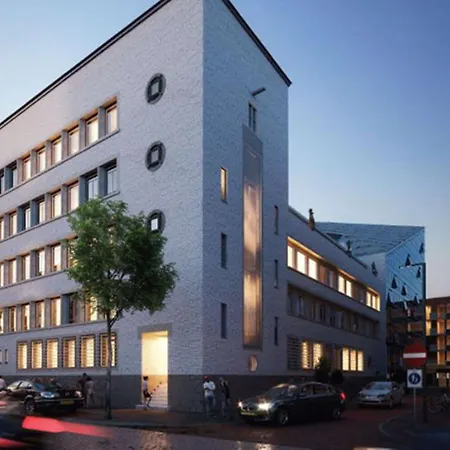 Hotel Motto By Hilton Blaak 4*