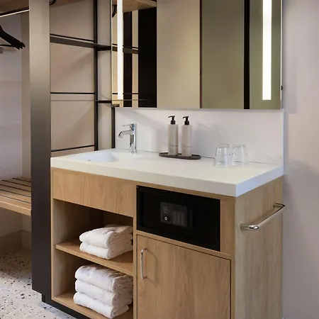 מלון Motto By Hilton Blaak רוטרדם