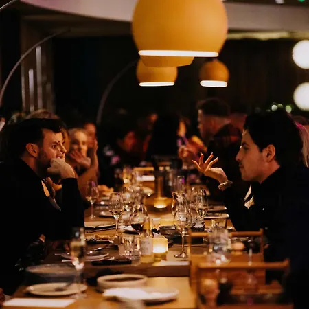 Motto By Hilton Blaak 4*