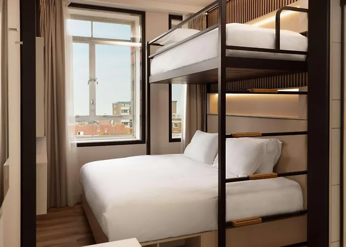 Hotel Motto By Hilton Blaak 4*