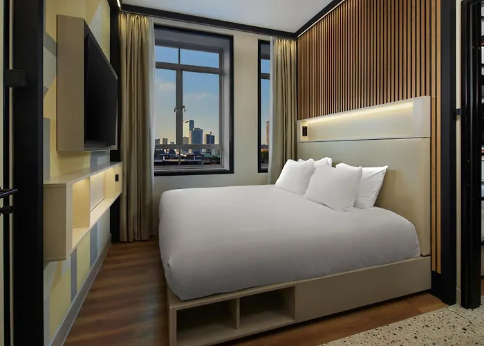 Hotel Motto By Hilton Blaak Rotterdam