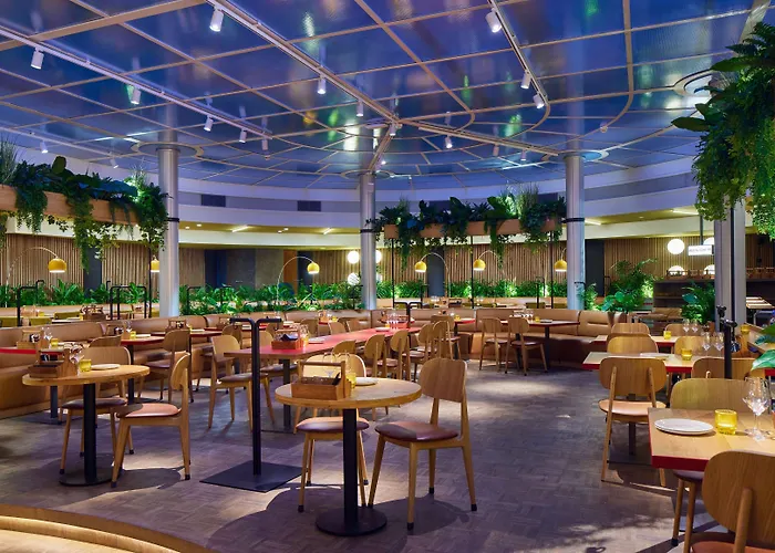 Motto By Hilton Blaak 酒店