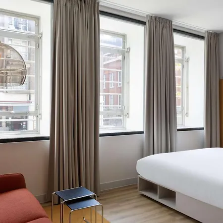 Hotel Motto By Hilton Blaak Rotterdam