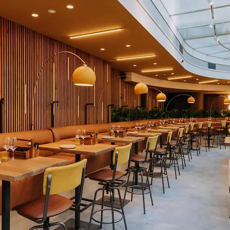 Motto By Hilton Blaak 4* Rotterdam