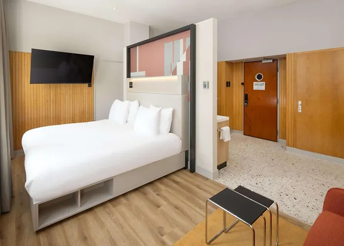 Motto By Hilton Blaak Hotel Rotterdam