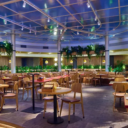 Hotel Motto By Hilton Blaak 4*