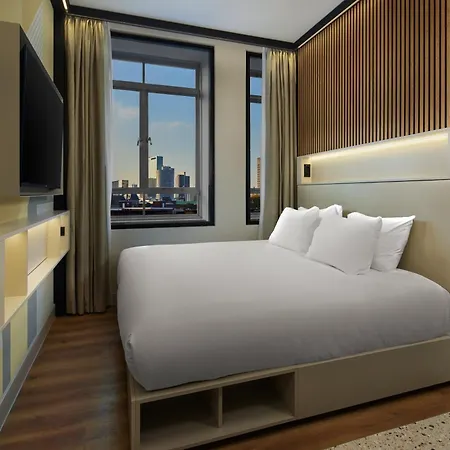 Hotel Motto By Hilton Blaak Rotterdam